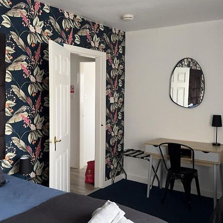 Ferienwohnung Crown Street Getaway Ayr Exterior foto